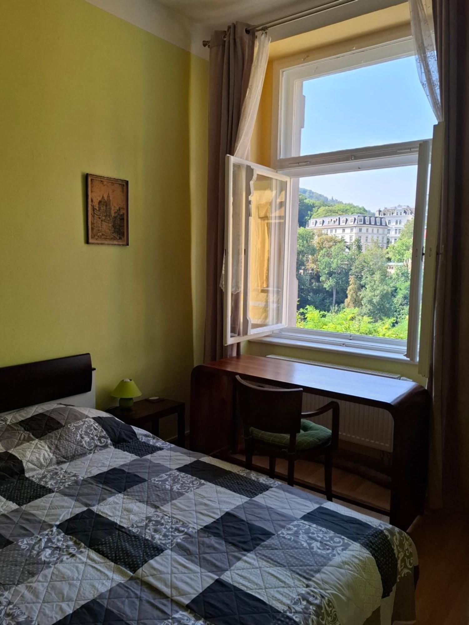 Apartment Fairy Tale 卡罗维发利 外观 照片