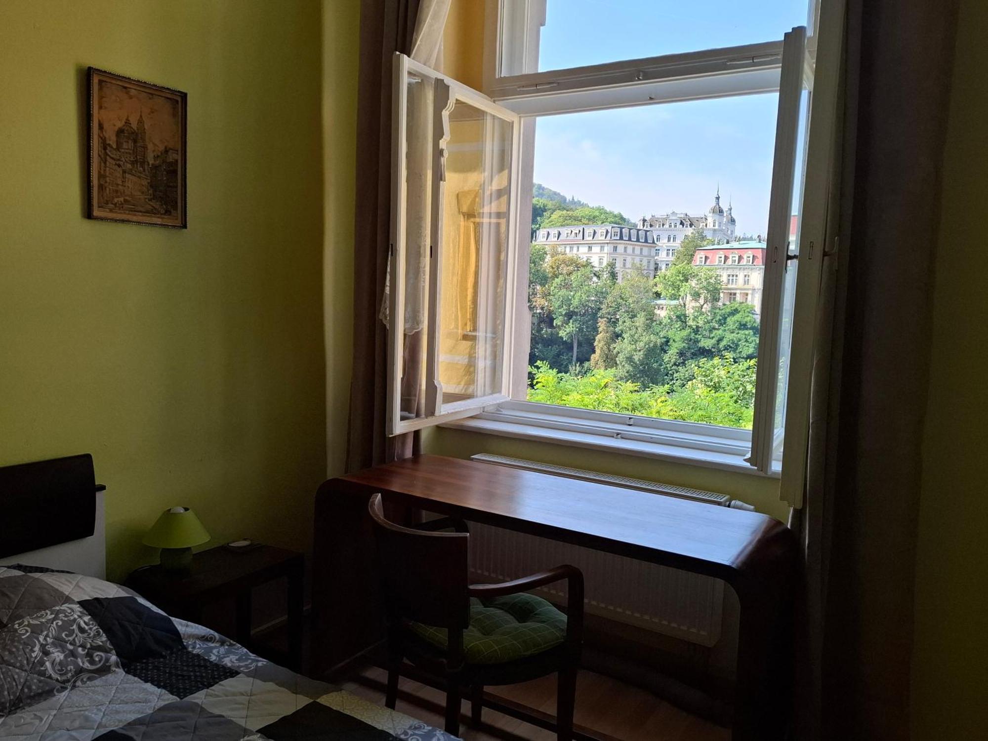 Apartment Fairy Tale 卡罗维发利 外观 照片
