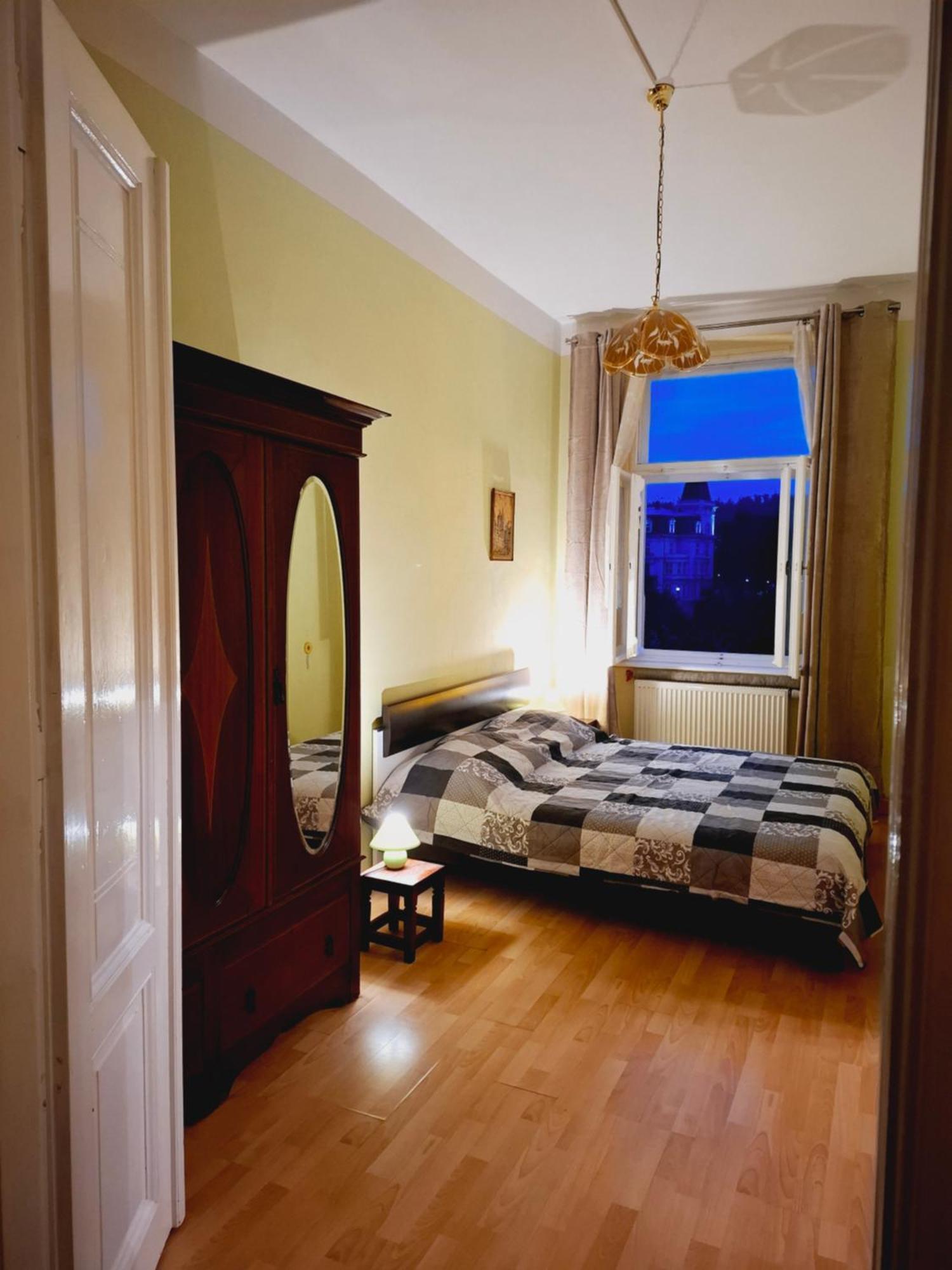 Apartment Fairy Tale 卡罗维发利 外观 照片