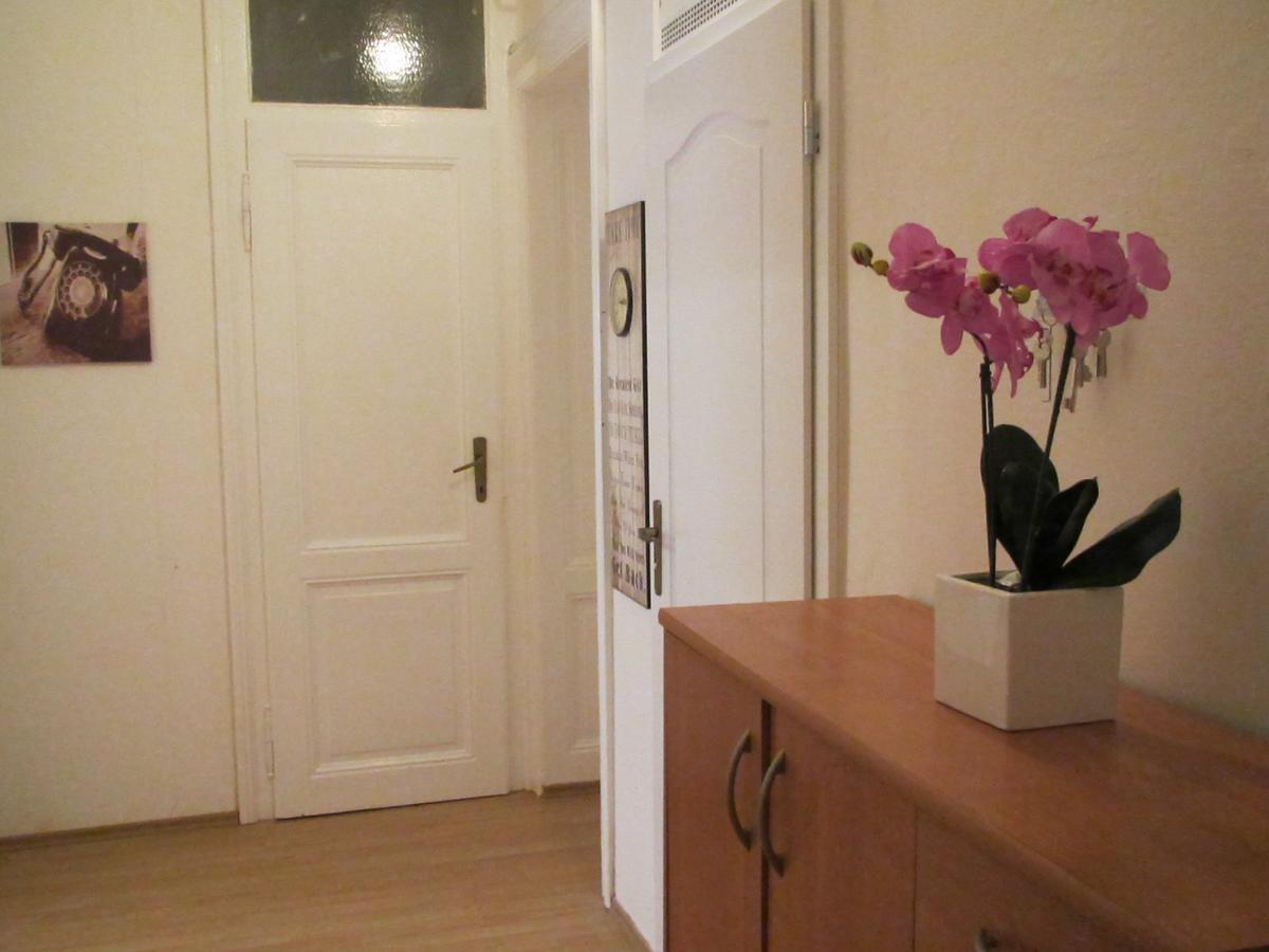 Apartment Fairy Tale 卡罗维发利 外观 照片